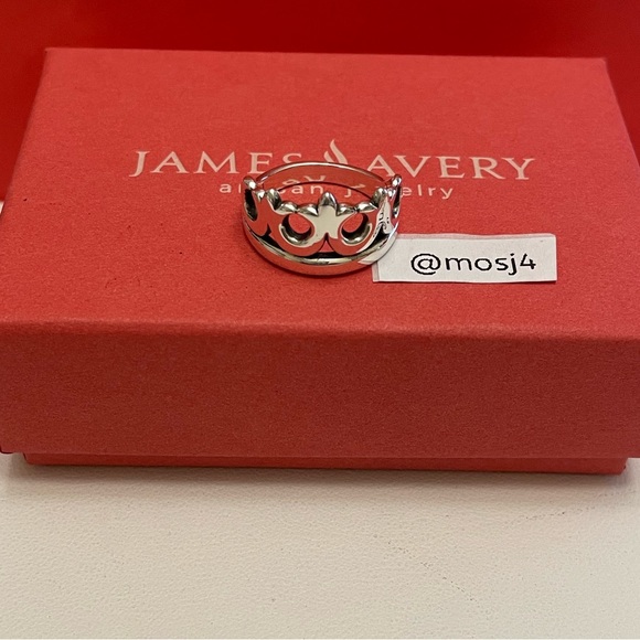 Retired James Avery Crown Ring - Picture 1 of 4